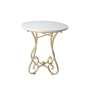 Iron table - Image 1